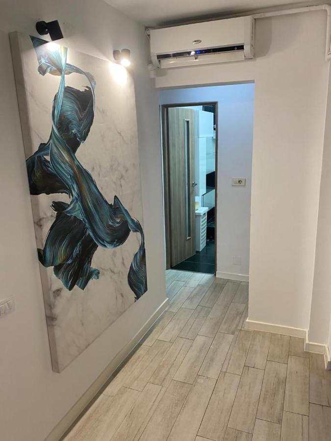 קריובה Beautiful Modern Apartment מראה חיצוני תמונה